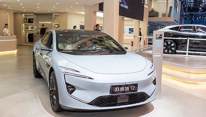 欧洲黑马Mistral Medium 3:跑分亮眼,实测翻车?