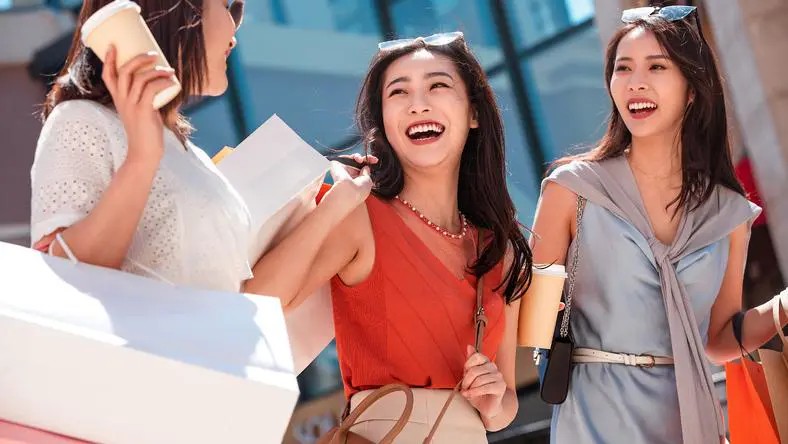 Ella被问会不会再生二胎!透露老公准备生日惊喜像“二次求婚”