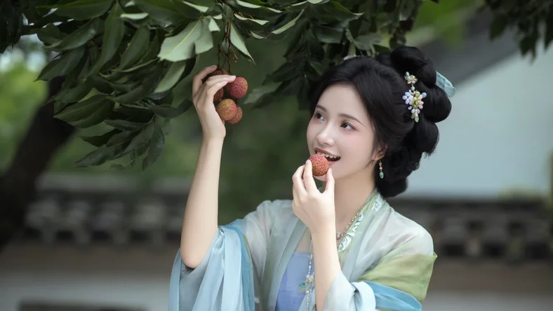 给2025上半年“扛剧”女演员排名:宋祖儿第8,梅婷第6,孙俪第2