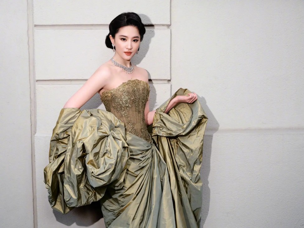 悬浮老套，故弄玄虚！白瞎孙俪演技了